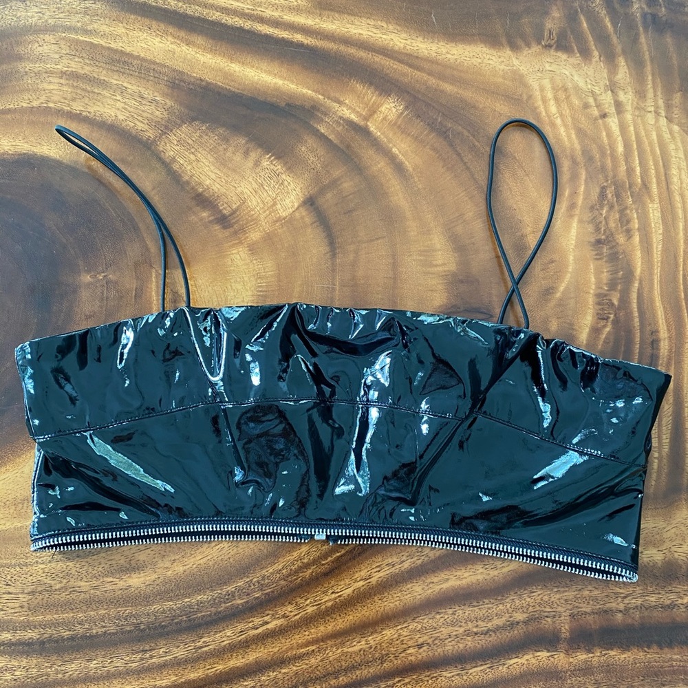 I AM GIA ISLA PLEATHER TOP